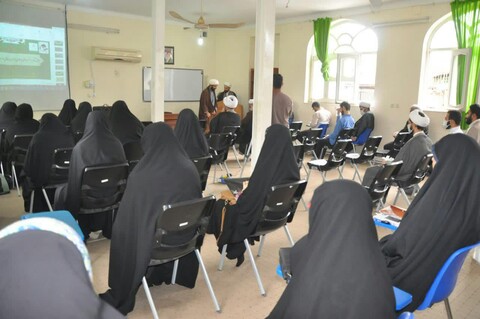 تصاویر شما/ مشارکت طلاب جهادی در رزمایش همدلی و مواسات در سراسر کشور