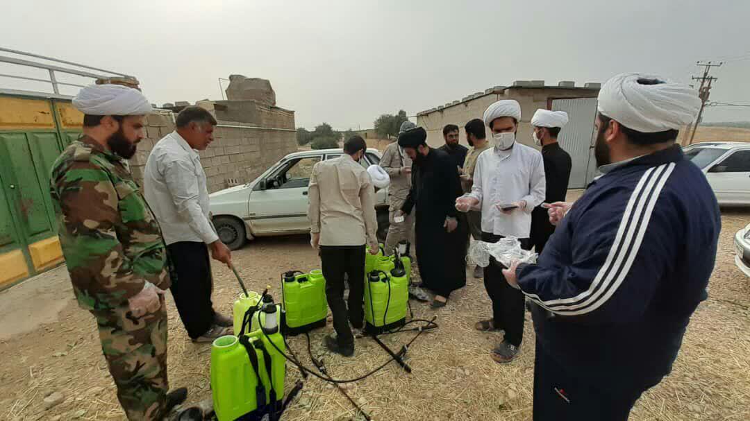 تصاویر شما/  طلاب جهادی امیدیه خوزستان پای کار مبارزه با کرونا