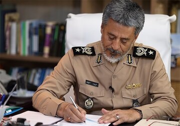 امیر دریادار سیاری، شهادت دریادلان نیروی دریایی را تبریک و تسلیت گفت