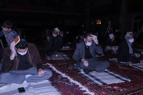 تصاویر/برگزاری مراسم شب قدر در مسجد جامع شهرستان قروه