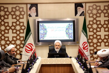 حوزه به معنای جامع باید ایثارگر باشد/ نباید اجازه داد ما را نسبت به دستاوردها بدبین کنند