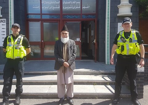 Police and Muslim community leaders deliver joint message before Eid