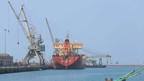 توقیف کشتی های یمنی توسط عربستان سعودی