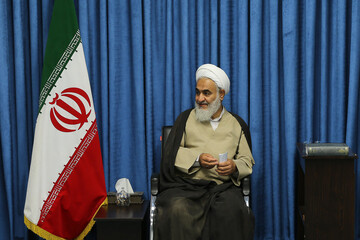 دیدار امام جمعه قزوین با مشاور سازمان اهل بیت(ع) ونزوئلا