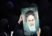 رهبر کلیمیان ایران: امام خمینی(ره) سخنی را بیان می کرد که واقعا به آن ایمان داشت