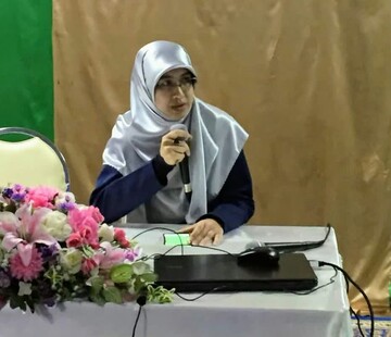 امام خمینی(ره) مقاومت در برابر استکبار را به همه انسان های آزاده آموخت