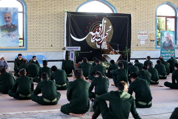 امام خمینی(ره)، مدیر بحران‌ها بودند/ تفسیر رهبری از اندیشه امام(ره) حجت است