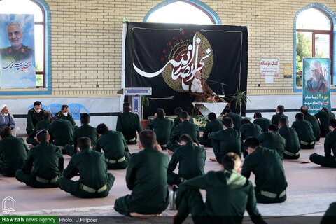 بالصور/ حضور آية الله الأعرافي في مركز تدريب الحرس الثوري بقم المقدسة