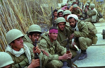 قرآن پاسخ می دهد: آیا جایگاه مجاهدان و مرفّهان یکسان است؟