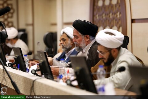 تصویری رپورٹ| حوزہ علمیہ ایران کے صوبائی سربراہوں کا ویڈیو لنک اجلاس