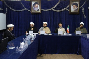 دو مسئولیت مهم مراکز حوزوی از سوی رهبر انقلاب /سند الگوی اسلامی مقدمه ای برای تمدن سازی جامعه اسلامی/نتایج ستاد حوزوی در بحث سند الگوی اسلامی ایرانی پیشرفت