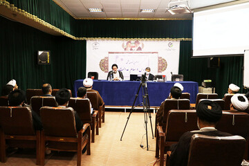 گزارشی از نشست «موضوع شناسی فقهی بورس و سهام عدالت» در قم