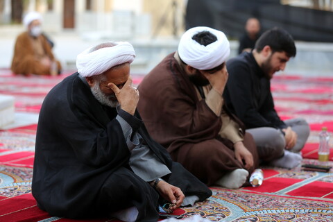 تصویری رپورٹ| مدرسہ فیضیہ قم میں حضرت امام جعفر صادق (رہ) کی شہادت کی مناسبت سے عزاداری
