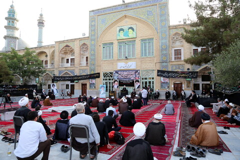 تصویری رپورٹ| مدرسہ فیضیہ قم میں حضرت امام جعفر صادق (رہ) کی شہادت کی مناسبت سے عزاداری
