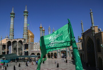 حضرت معصومه(س) الگوی بصیرت و ولایتمداری برای زنان و دختران است