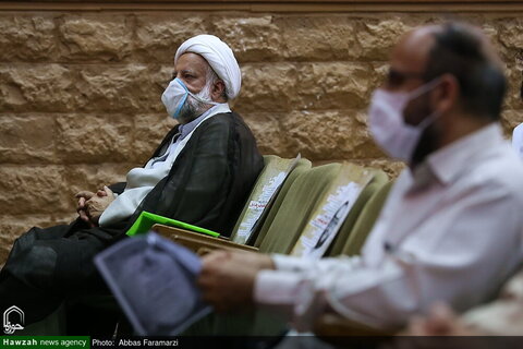 بالصور/ إقامة مؤتمرات ولجان لتبليغ الخطوة الثانية للثورة الإسلامية في مختلف أرجاء إيران