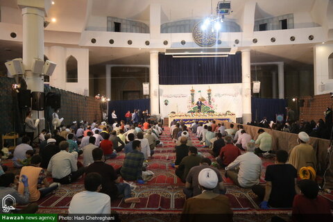تصویری رپورٹ| قم ایران میں شب ولادت حضرت فاطمہ معصومہ (س) کی مناسبت سے جشن منعقد
