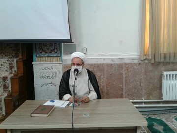 ۳۰ سال از جنگ می‌گذرد اما هیچ فیلمی از رشادت‌های روحانیت تولید نشده است