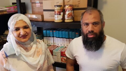 زوج مسلمان در غرب کانادا، تجارت غذای حلال راه اندازی کردند