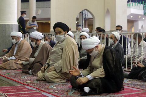 تصویری رپورٹ|قم میں چار مہینے بعد نماز جمعہ کا انعقاد
