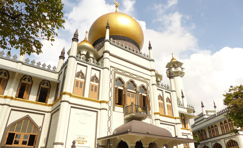 مساجد سنگاپور به طور نسبی بازگشایی شدند