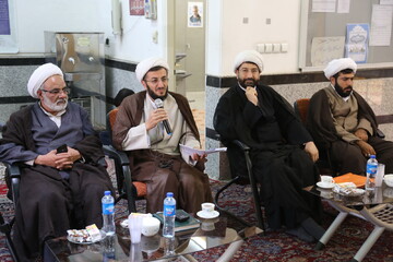 مراکز تخصصی حوزه مورد توجه و حمایت خاص مدیر حوزه های علمیه است