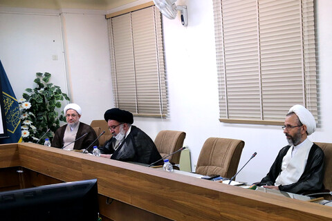 تصاویر/ اولین جلسه دوره هشتم شورای عالی حوزه های علمیه