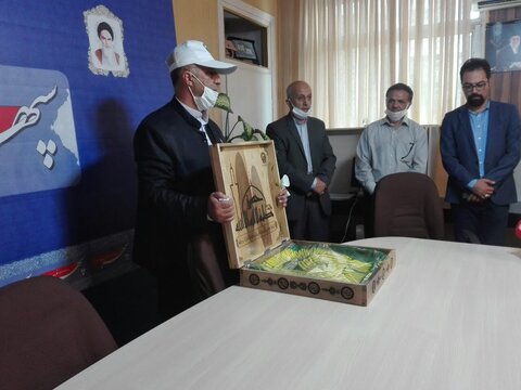 حضور خادمین آستان قدس رضوی در دفاتر رسانه‌های همدان