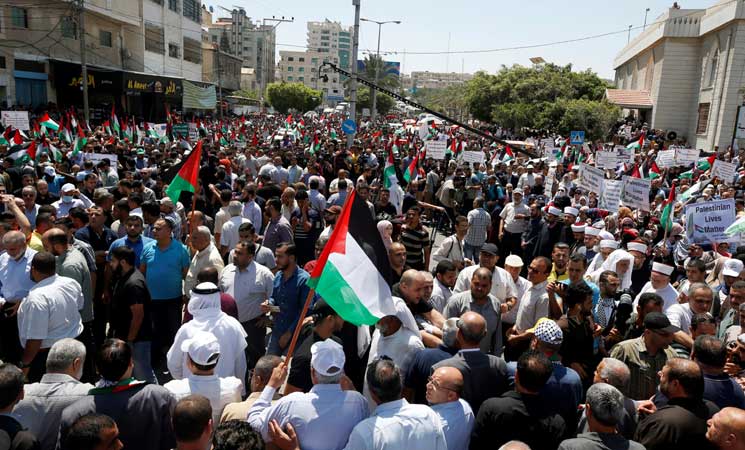 تصاویر/ تظاهرات گسترده مردم فلسطین در مخالفت با الحاق کرانه باختری 