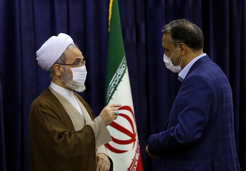 تصاویر/ دیدار رئیس کمیسیون عمران مجلس و معاونان وزارت راه و مسکن و شهرسازی با آیت الله اعرافی