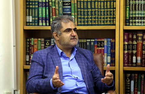 تصاویر/ دیدار رئیس کمیسیون عمران مجلس و معاونان وزارت راه و مسکن و شهرسازی با آیت الله اعرافی