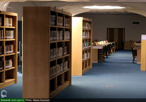 حرم مطہر حضرت فاطمہ معصومہ کی لائبریری