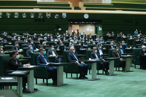 تصویری رپورٹ| رہبر معظم انقلاب اسلامی کا پارلیمنٹ کے نمائندوں سے ویڈیو لنک کے ذریعے خطاب