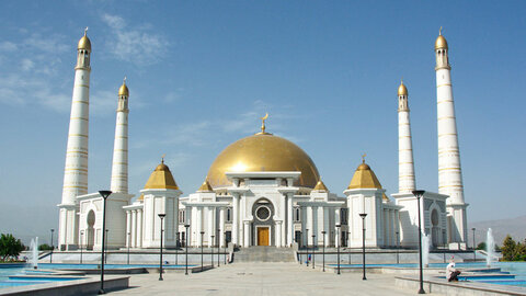 مساجد ترکمنستان موقتا تعطیل می‌شوند