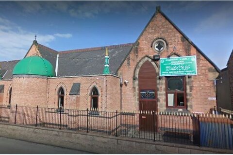 All mosques in Burton close after coronavirus outbreak in town