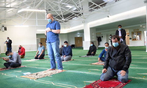 پس از ماه‌ها تعطیلی مسلمانان اسکاتلند به مساجد بازگشتند