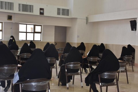 آزمون ورودی سطح سه و چهار حوزه خواهران در اصفهان از نگاه دوربين