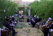 تصاویر/ نشست هماهنگی ستاد کرامت استان قم در مدرسه علمیه مشکات