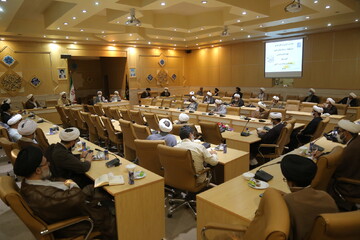 تصاویر/ مراسم اختتامیه دوره ولایت فقیه در جامعةالمصطفی