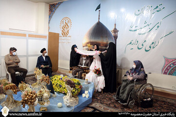 پیوند ۳۰ زوج جوان در حرم مطهر حضرت معصومه(س)