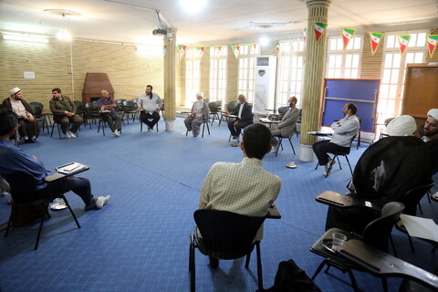 نشست سخنگوی کمیسیون آموزش و تحقیقات مجلس با جمعی از فعالان عرصه تعلیم و تربیت
