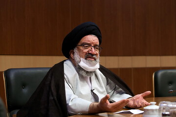 آیت الله خاتمی از شورانگیزی عاشقانه و مخلصانه خادمین اهل بیت(ع) تجلیل کرد