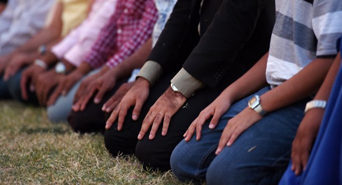 La satisfaction de la décision d'Allah