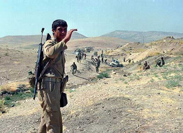 خاطرات روحانی همدانی از عملیات مرصاد/ اولین نفری که تجاوز منافقین را به اطلاع مسئولان  رساند + فیلم