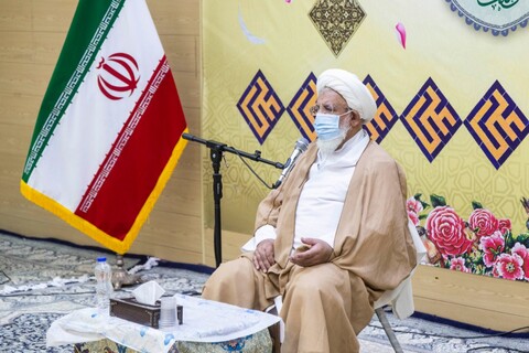 تصاویر دیدار امام جمعه یزد با رئیس بنیاد شهید کشور