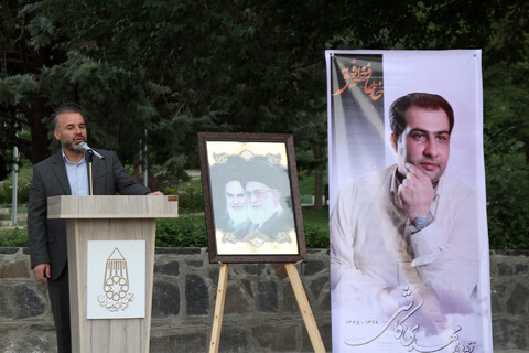 تصاویر / ادای احترام خبرنگاران همدانی به مقام شامخ شهدا