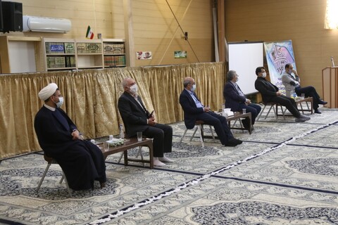تصاویر دیدار معاون علمی و فناوری رئیس جمهور با امام جمعه یزد