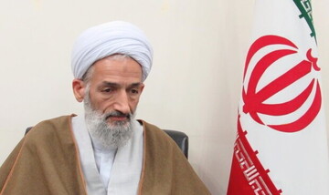 مرحوم طاهری مدیری جهادی و خطیبی توانا بود