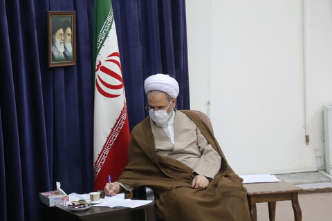 تصاویر / دیدار رئیس کمیته امداد امام خمینی (ره) با آیت الله اعرافی