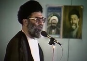 فیلم | شرح ماجرای غدیر خم توسط آیت‌الله خامنه‌ای در نماز جمعه سال ۶۶